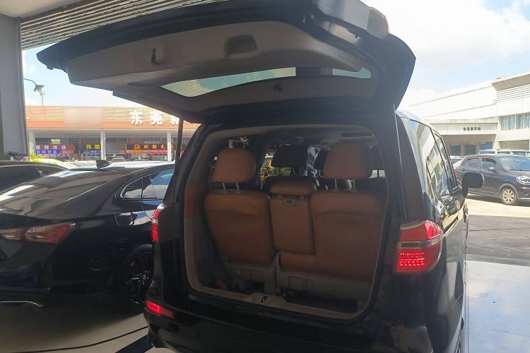 Used Honda Elysion 2012 2.4L VTi Luxury Edition
