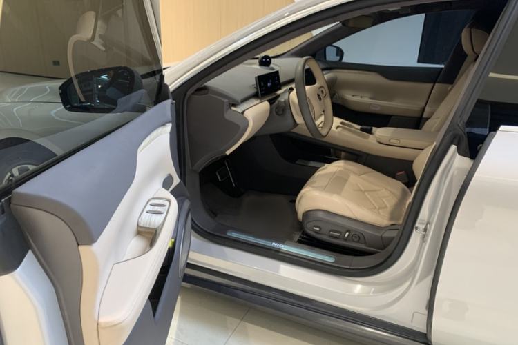 Used Nio ET7 2022 100kWh First Edition Interior 1