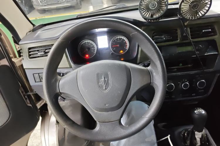 Used Jinbei Hiace X30 2019 1.5L Standard Version China VI SWC15M Steering Wheel