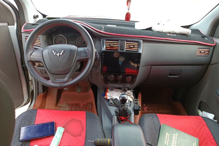 Used Wuling Rongguang V 2016 1.2L Practical Model Non-Power-Assisted
