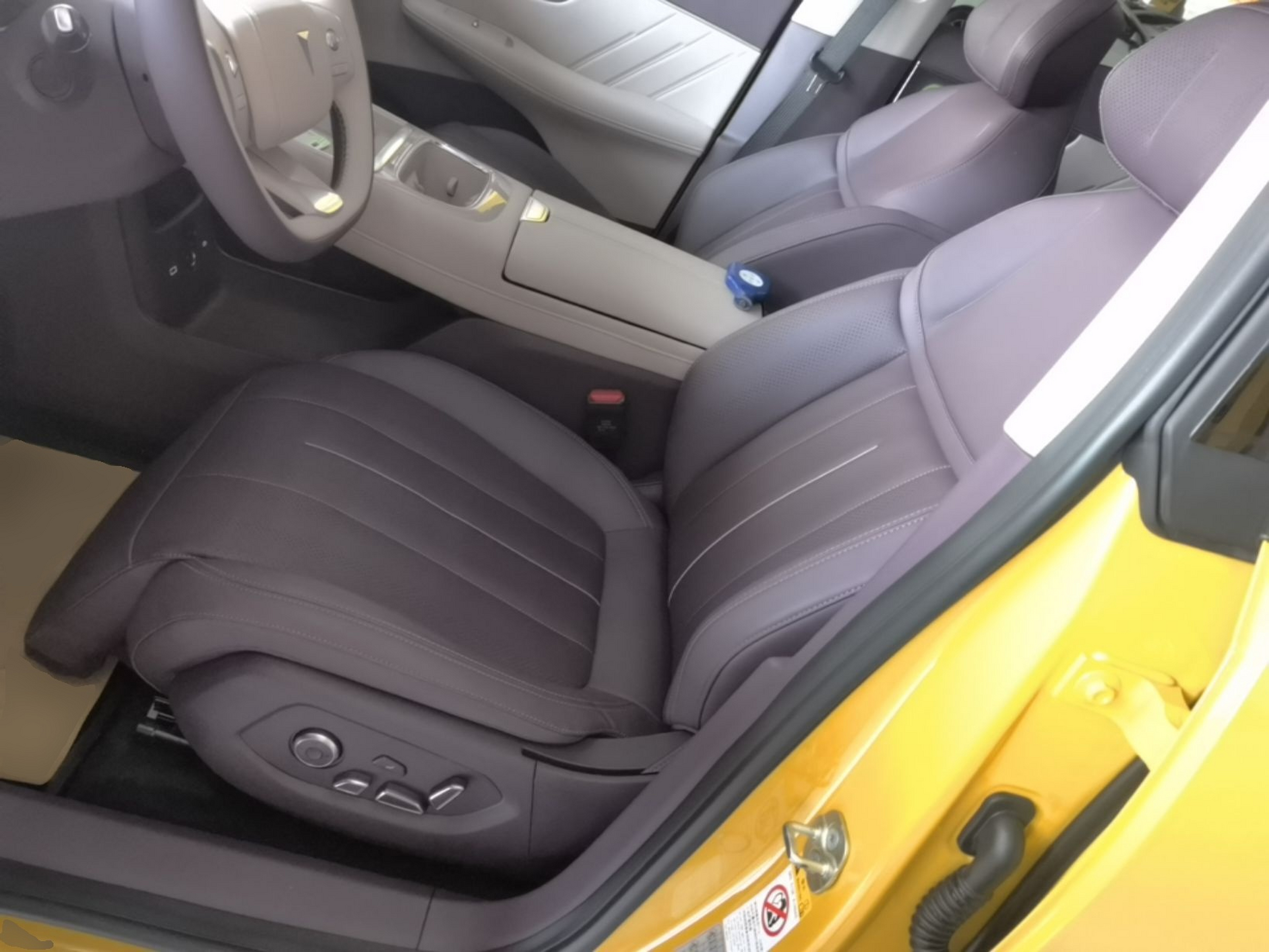 Avant de la voiture