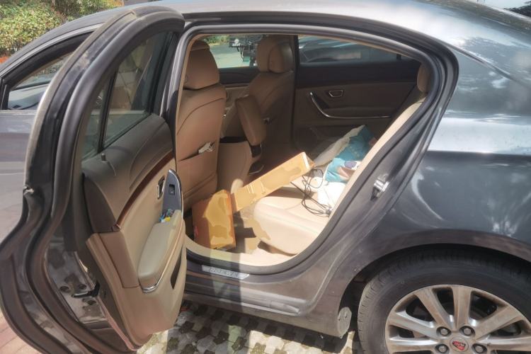 Used Roewe 950 2012 2.4L Luxury Edition
