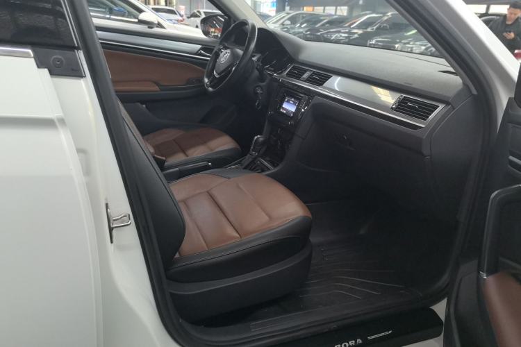 Used Volkswagen Bora 2016 1.6L Automatic Comfort Model