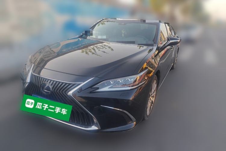 Used Lexus ES 2018 300h Premium Edition China V Standard