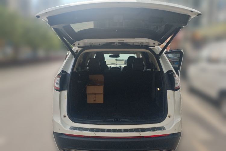 Used Ford Edge 2016 EcoBoost 245 Four-Wheel Drive Titanium Edition 7-Seater Trunk