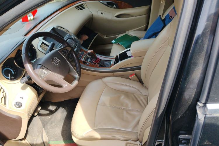 Used Buick LaCrosse 2011 2.4L SIDI Haoya Edition Driver Seat
