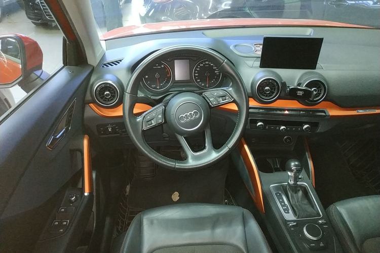 Used Audi Q2L 2018 35 TFSI Fashion Elegant Version China V Steering Wheel