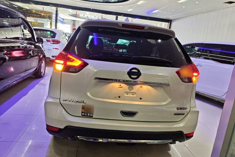 Used Nissan X-Trail 2019 2.0L CVT Smart Connect Comfort Edition 2WD
