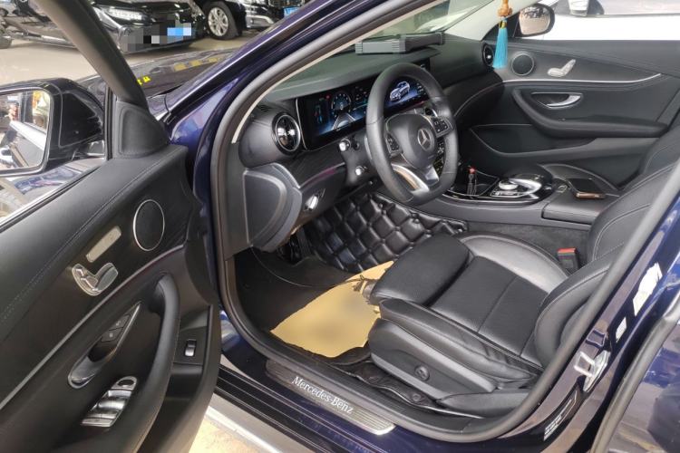 Used Mercedes-Benz E-Class 2016 E 200 L Sport Edition
