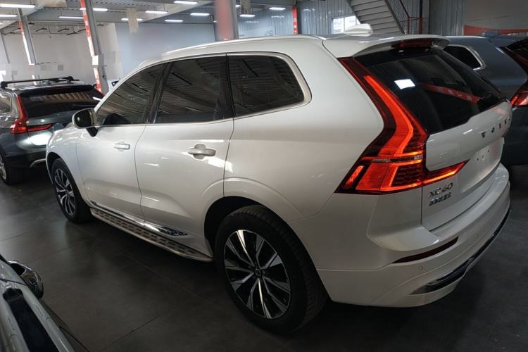 Used Volvo XC60 2023 B5 4x4 Smart Luxury Edition
