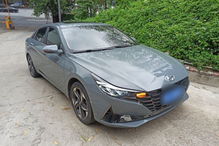 Used Hyundai Elantra 2021 1.5L CVT LUX Prestige Edition