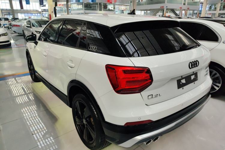Used Audi Q2L 2020 35 TFSI Fashion Dynamic Model

