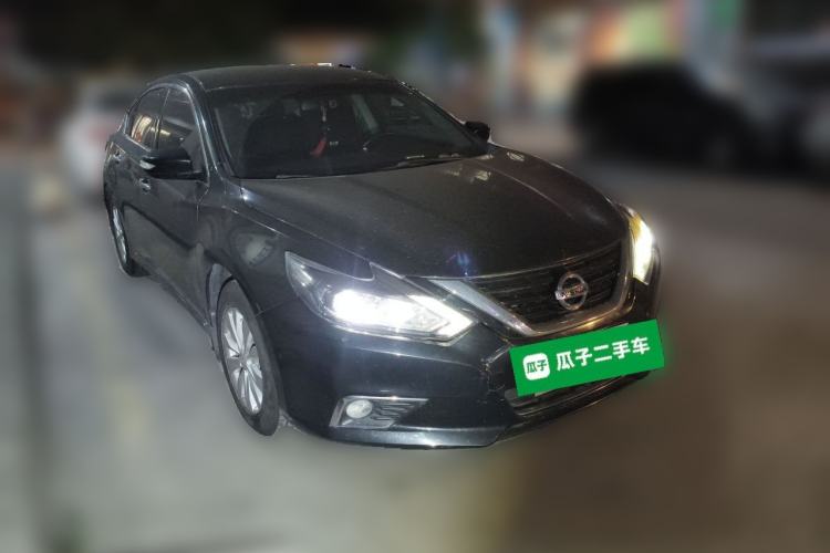 Used Nissan Teana 2018 2.0L XL Smart Upgrade Edition Front Right 45 Deg
