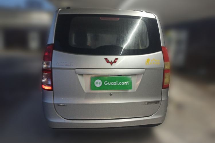 Used Wuling Hongguang 2013 1.5L Standard Version
