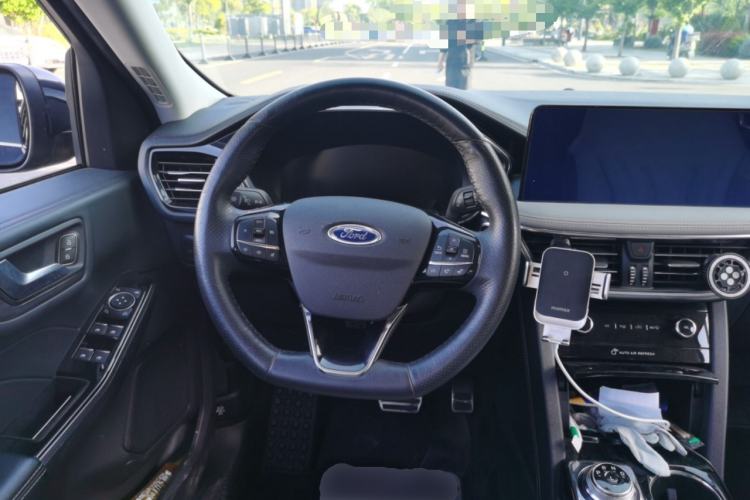 Used Ford Escape 2020 EcoBoost 245 Four-Wheel Drive Luxury Edition
