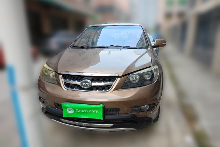 Used BYD S6 2013 Jingyue Edition 2.0L Manual Elite Model 5 Seats Front