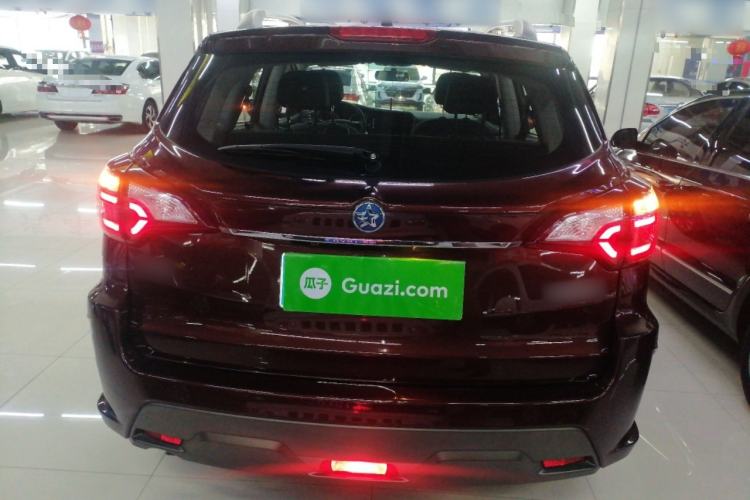 Used Venucia T70 2018 1.6L Manual Enjoyment Edition
