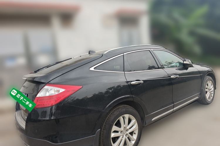 Used Honda Crosstour 2014 2.4L Luxury Edition
