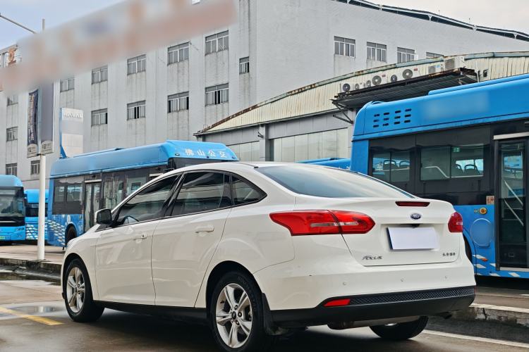 Used Ford Focus 2018 Sedan Classic 1.6L Automatic Comfort Plus Smart Drive Version