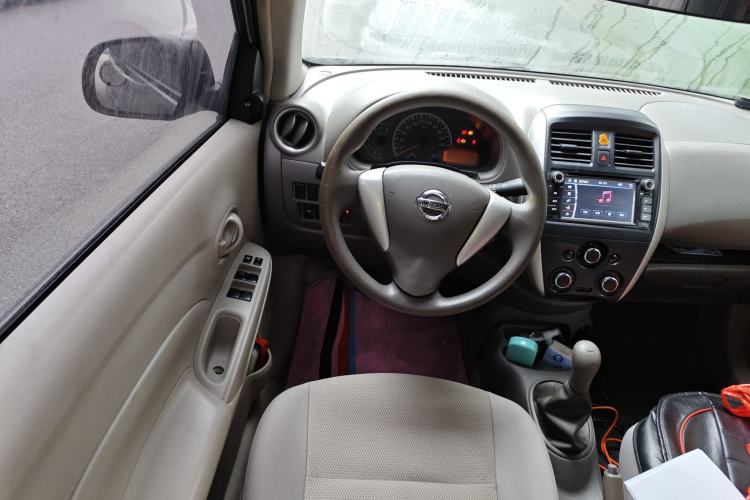 Used Nissan Sunny 2015 1.5XE Manual Comfort Edition
