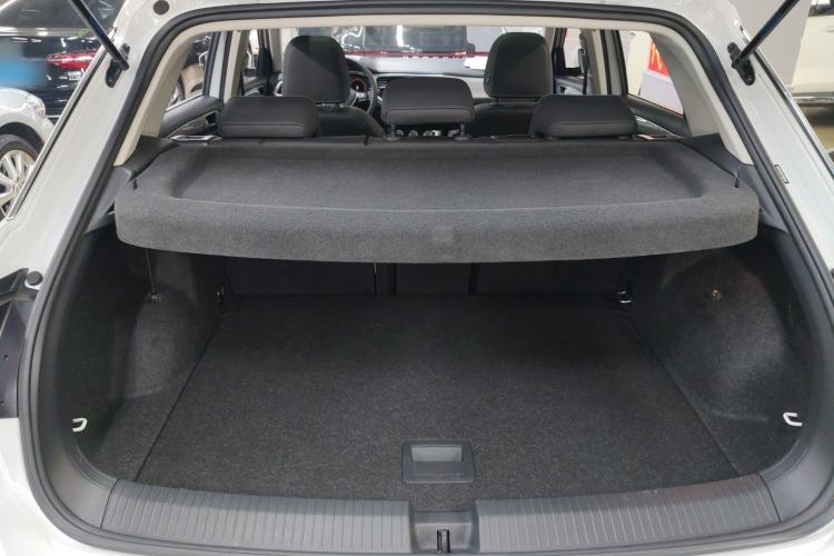 Used Volkswagen T-ROC 2022 280TSI DSG Two-Wheel Drive Elite PLUS Trunk