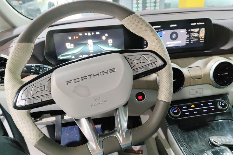 Used FORTHING Yacht 2022 1.5T DCT Chasing-the-Waves Edition