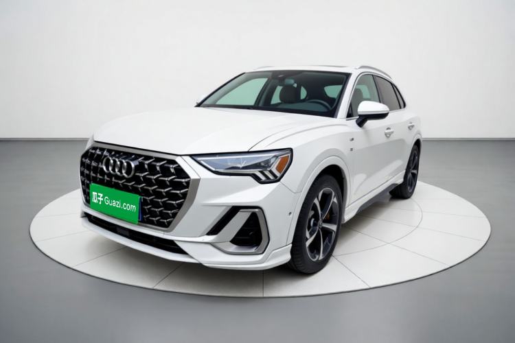Used Audi Q3 2024 35 TFSI Fashion Dynamic Edition Guazi used car, China used car export, Used car for sale, Used cars, Cheapest cars for sale