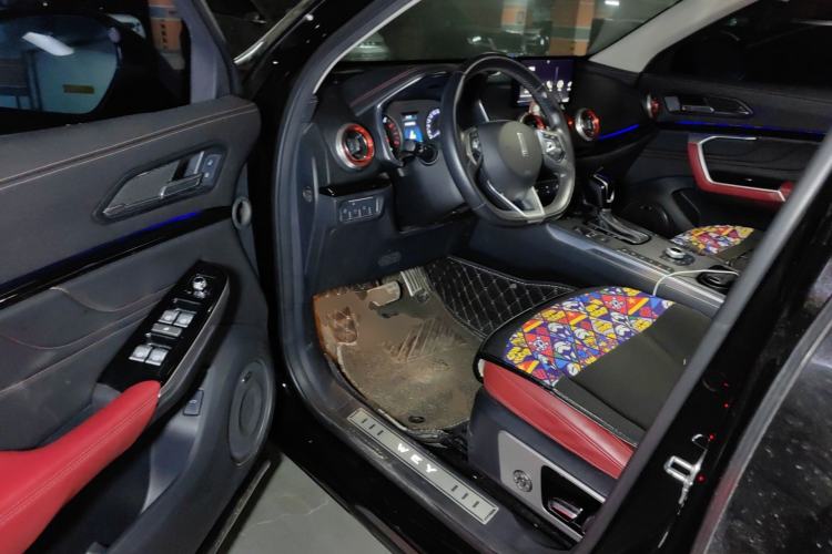 Used Wey VV5 2017 2.0T Ultra-Luxury Version
