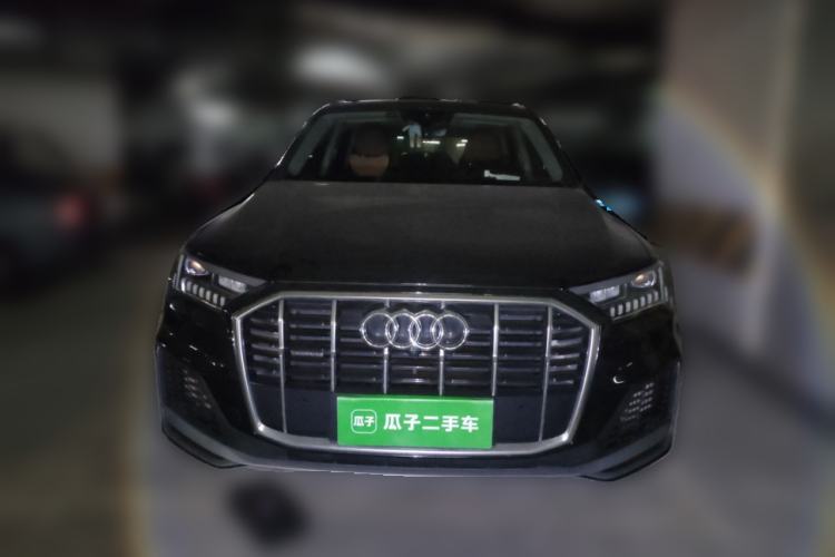 Used Audi Q7 2021 55 TFSI quattro S line Sport model
