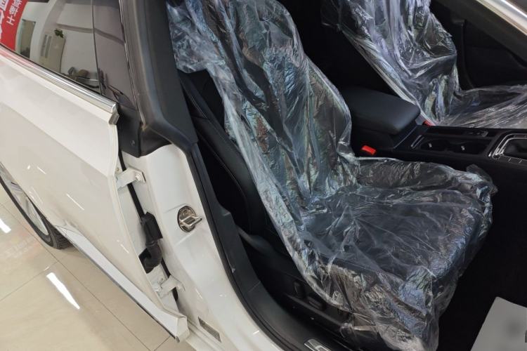 Used Volkswagen FAW-Volkswagen CC 2020 330TSI Huayan Edition China VI Standard Right Front Seat