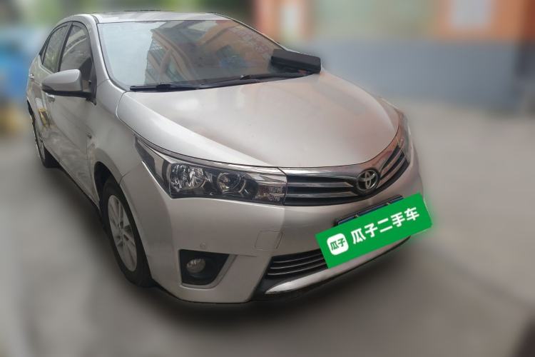 Used Toyota Corolla 2014 1.6L CVT GL-i Front Right 45 Deg