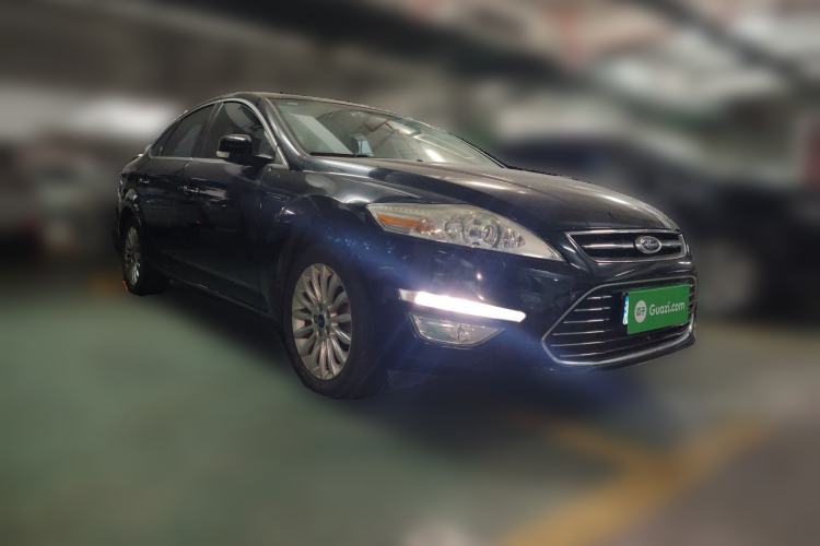 Used Ford Mondeo 2011 2.0L GTDi 200 Luxury Edition Front Right 45 Deg