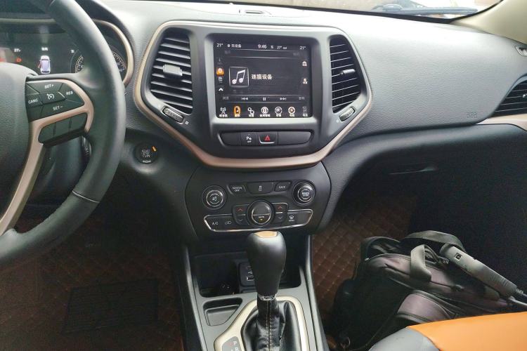 Used Jeep Cherokee 2016 2.0L Smart Version