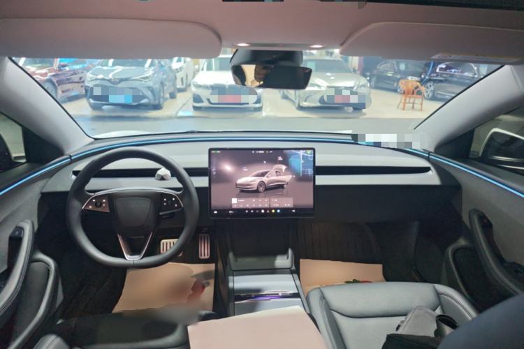 Used Tesla Model 3 2025 Rear-Wheel-Drive Version