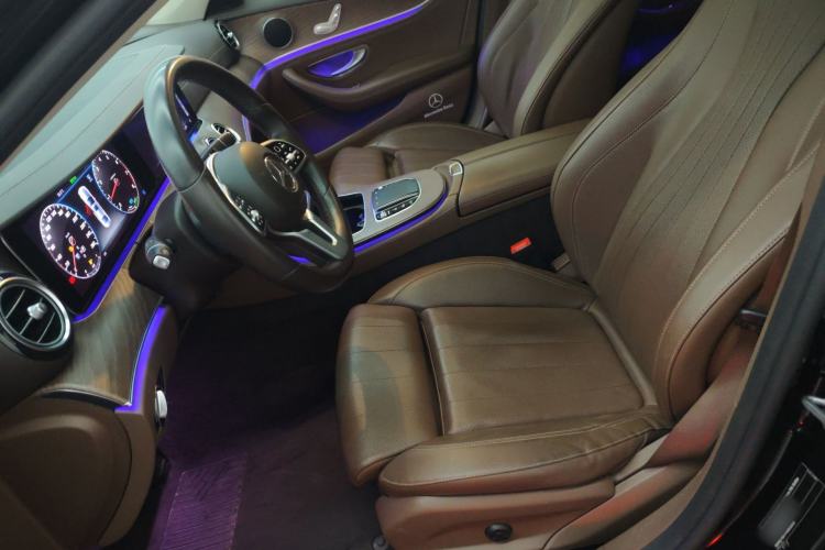 Used Mercedes-Benz E-Class 2019 E 260 L
