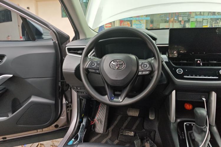 Used Toyota Corolla Cross 2024 2.0L Smart Electric Hybrid Dual-Engine Pioneer Edition