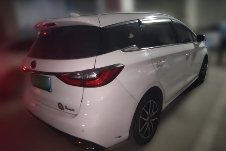 Used BYD Song MAX 2017 1.5T Automatic Smart Connect Elite 7-Seater Rear Right 45 Deg