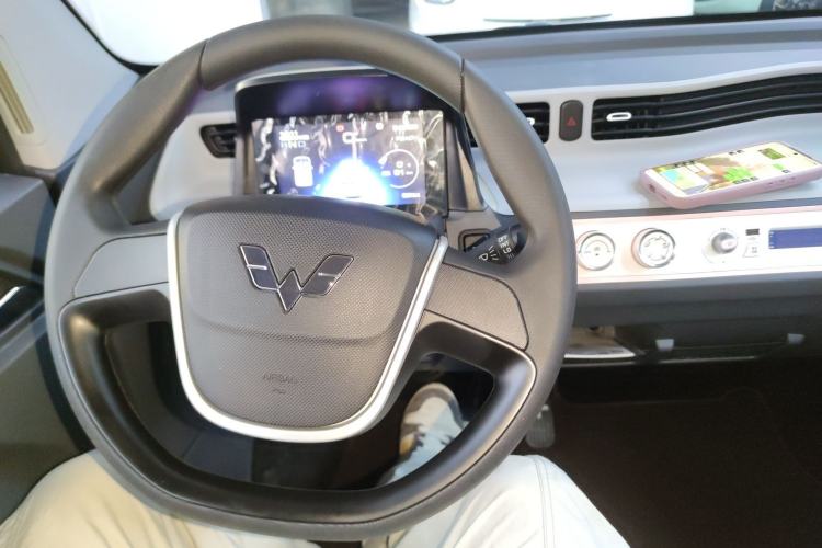 Used Wuling Hongguang MINIEV 2022 Macaron Premium Model – Lithium Iron Phosphate