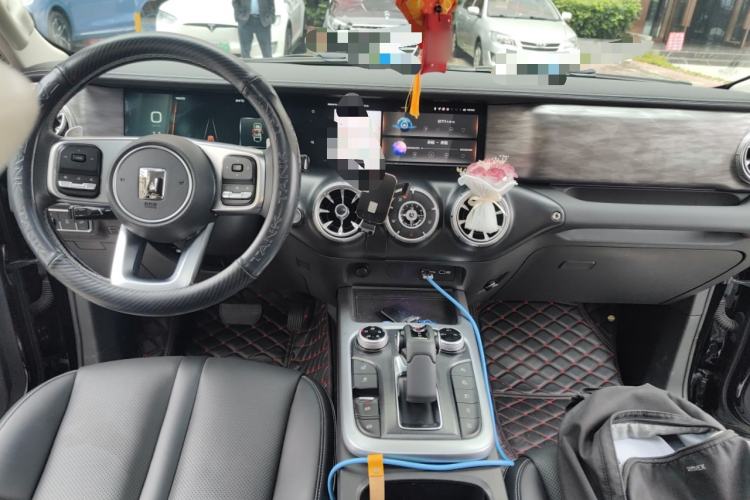 Used Tank 300 2021 Off-Road Edition 2.0T Challenger Center Console