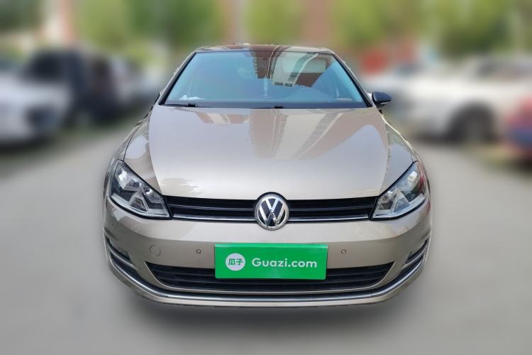 Used Volkswagen Golf 2017 1.6L Automatic Comfort Million-Vehicle Anniversary Edition Front