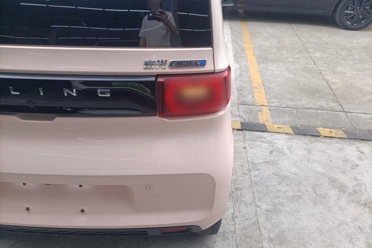 Used Wuling Hongguang MINIEV 2021 Macaron Premium Model – Lithium-NMC