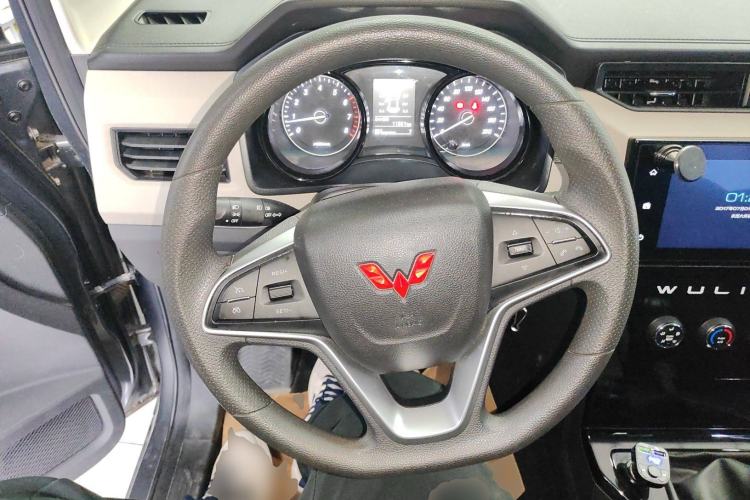 Used Wuling Zhengcheng 2021 1.5T Manual Luxury Version
