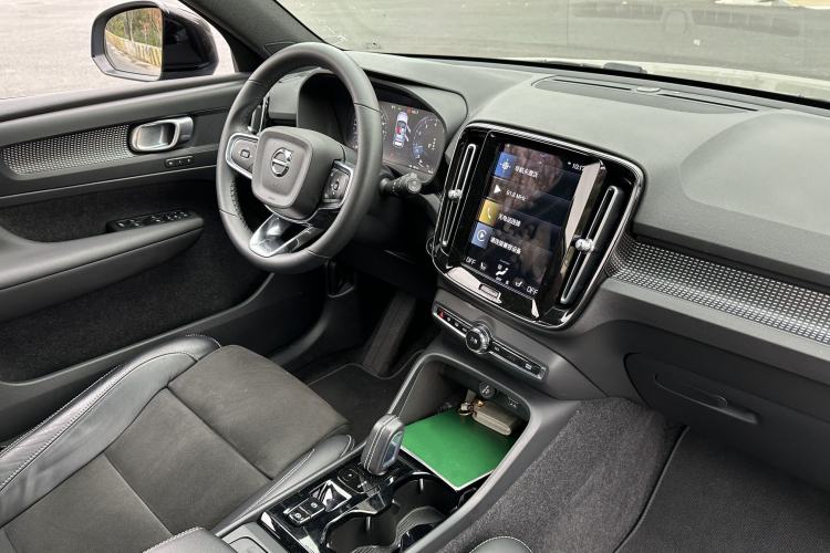 Used Volvo XC40 2022 T4 Four-Wheel Drive Smart & Dynamic Sport Edition
