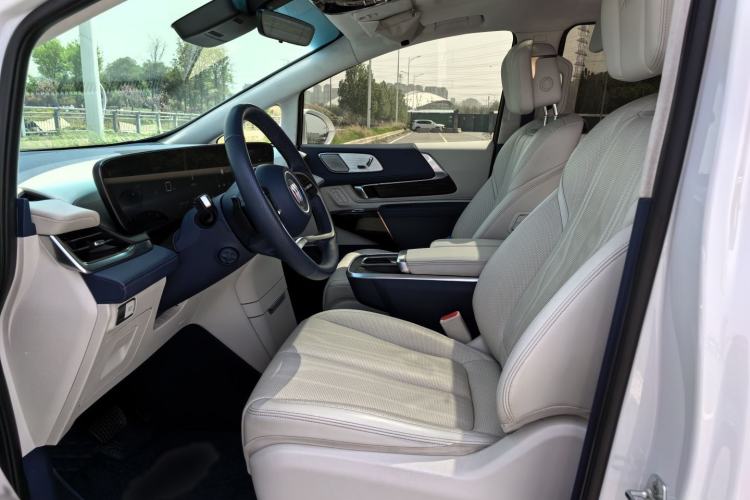 Used Buick Century 2025 2.0T Six-Seater YinShi Edition Interior 6