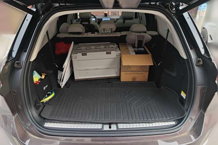 Used Nio ES8 2020 580 km Signature Edition 7-Seater Version