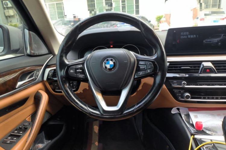 Used BMW 5 Series 2018 528Li Launch Special Edition
