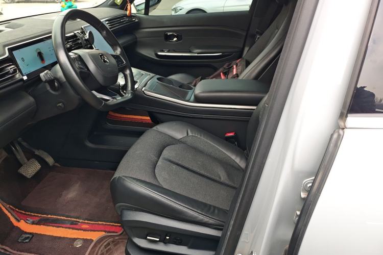 Used Nio EC6 2020 605 km Sport Edition Left Front Seat