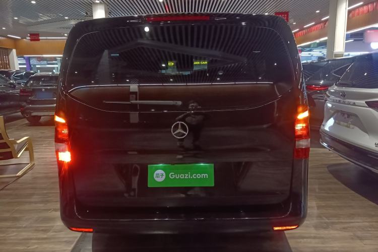 Used Mercedes-Benz Vito 2023 2.0T Elite Version 7 Seats