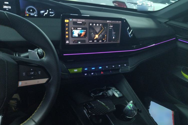 Used CHANGAN UNI-V 2022 1.5T Sport Edition
