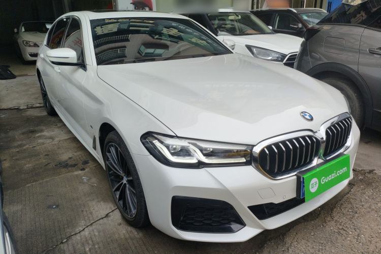 Used BMW 5 Series 2023 530Li Leading Model M Sport Package Front Right 45 Deg